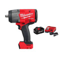Milwaukee FUEL 18V M18, Design senza fili, 1/2 in., Chiave a Impatto con anello di frizione con batteria e caricabatteria da 8. 0 Ah, senza spazzole, 8.0 Ah